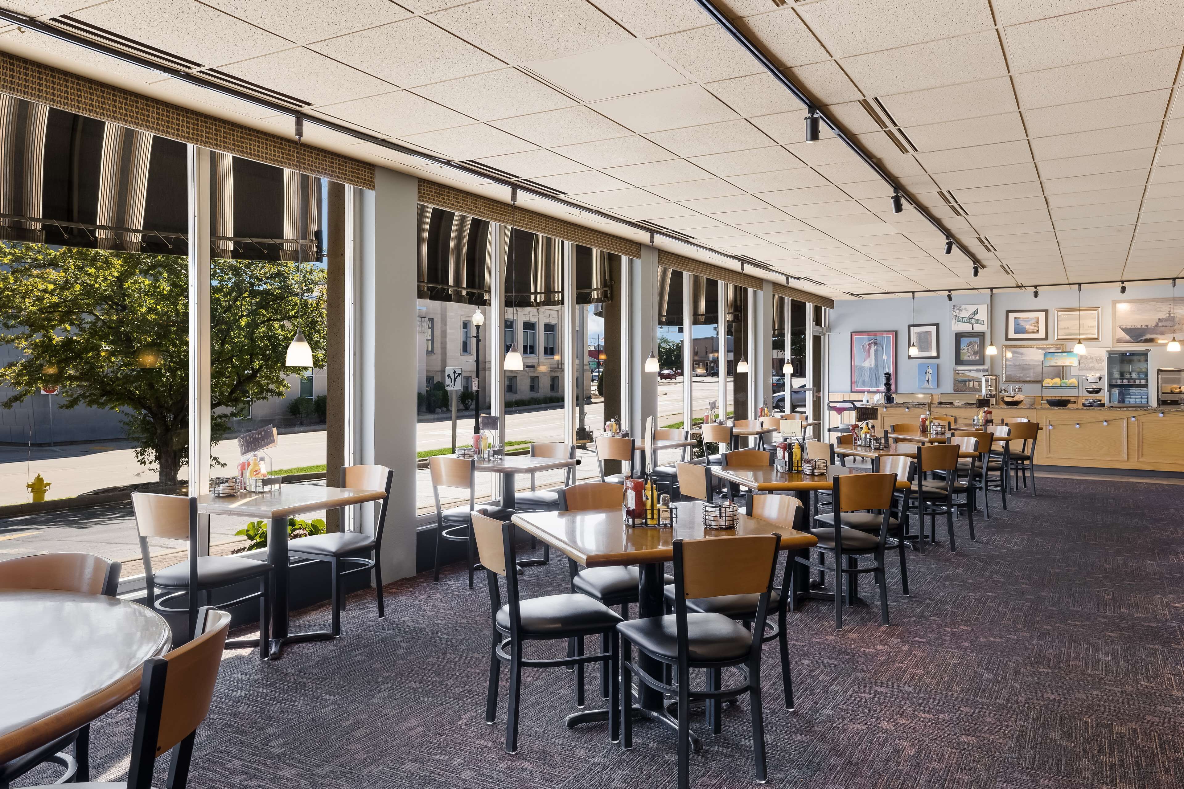 إفطار مجاني