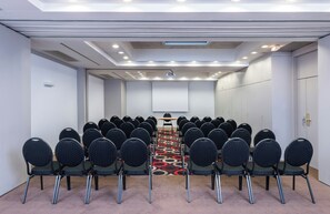 Toplantı salonu/imkânları
