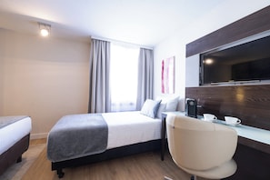 1 habitación, ropa de cama de alta calidad y minibar