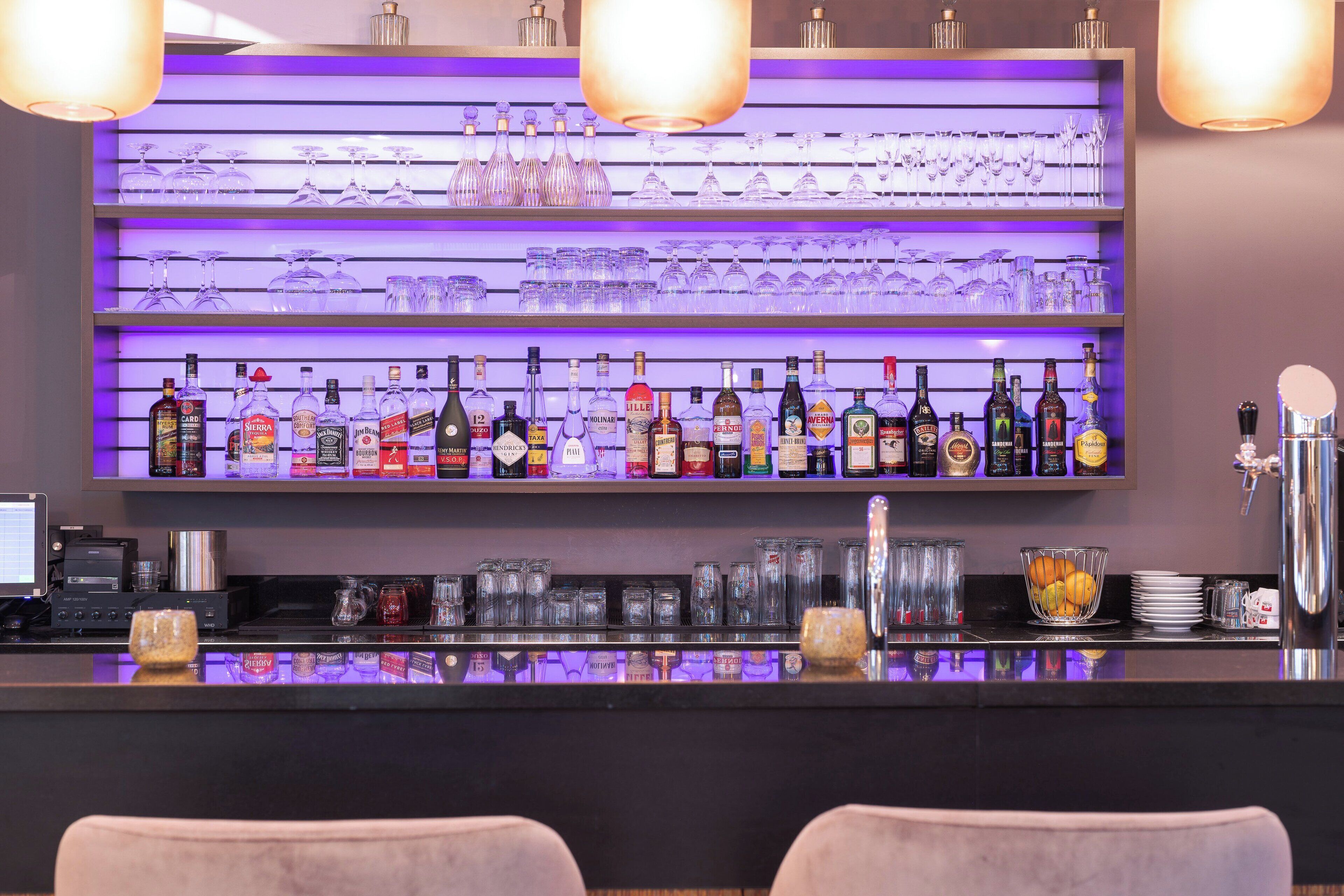 Bar (en la propiedad)