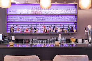 Bar (en la propiedad)