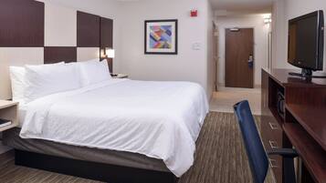 Premium bedding, in-room safe, desk, blackout curtains