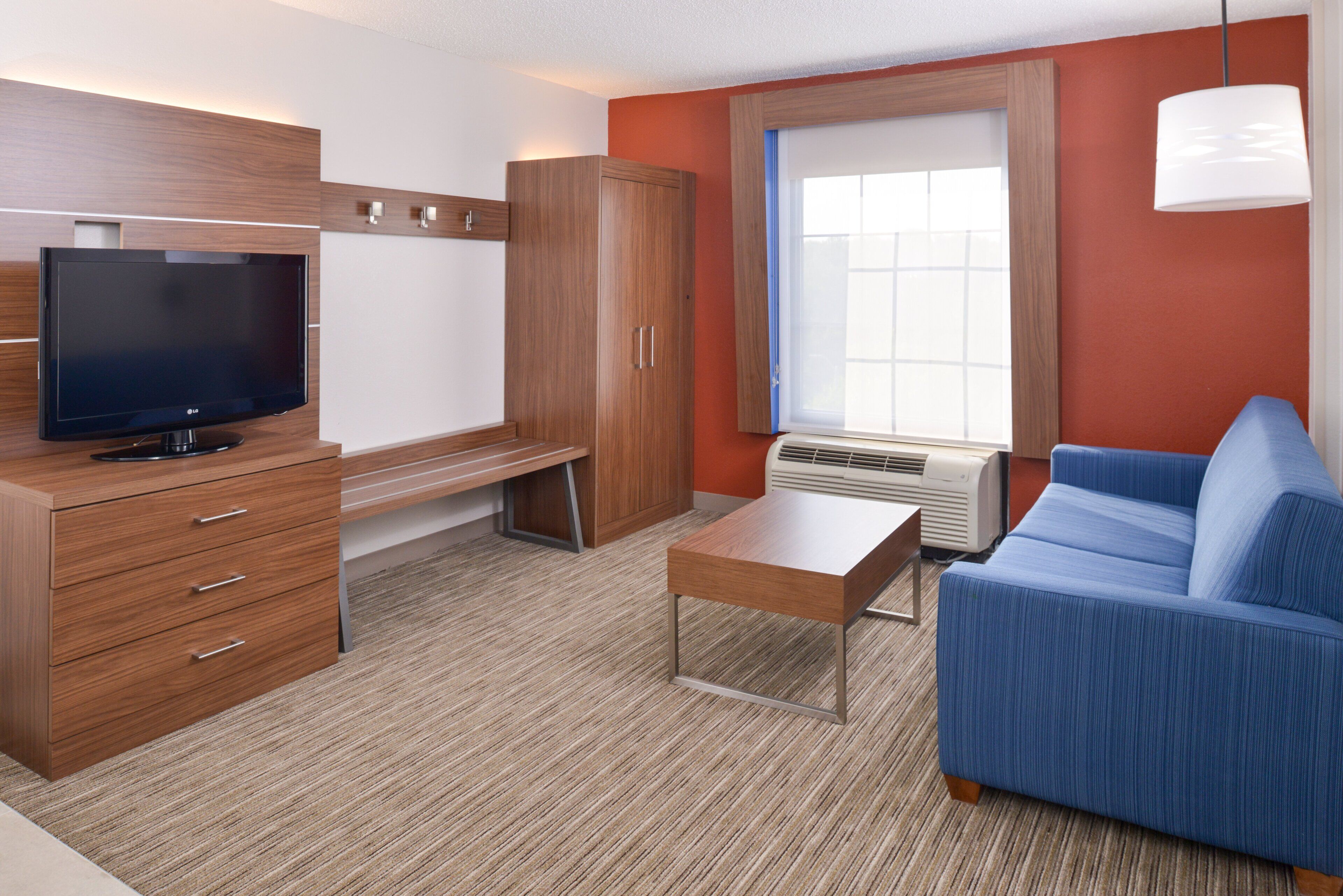 suite, 1 bedroom | 1 bedroom, premium bedding, in-room safe, desk