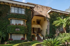 Front of property - Quinta Real Guadalajara (Guadalajara)