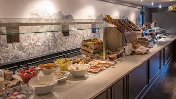 Desayuno buffet incluido todos los días