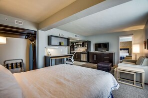 In-room safe, blackout curtains, cots/infant beds, free rollaway beds - Home2 Suites by Hilton DFW Airport South/Irving, TX (Irving)