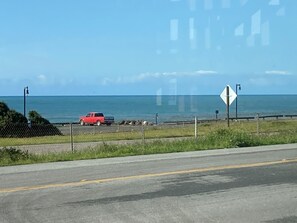 Premium Room, 1 King Bed, Non Smoking, Ocean View | Beach/ocean view