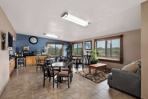 Free daily on-the-go breakfast