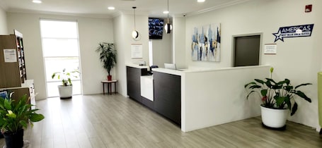 Reception. Americas Best Value Inn & Suites Foley Gulf Shores