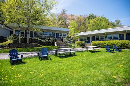 Exterior. Seasider Motel