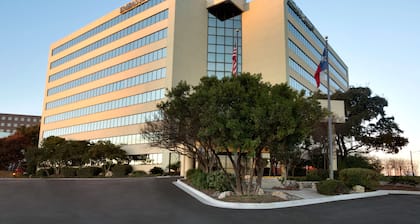 Embassy Suites by Hilton San Antonio Airport