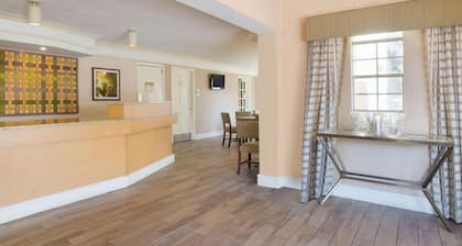 La Quinta Inn Denver Cherry Creek