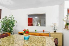 Lobby - Hotel Irving DFW Airport South (Irving)