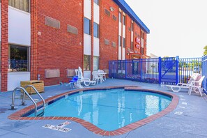 Pool - Hotel Irving DFW Airport South (Irving)