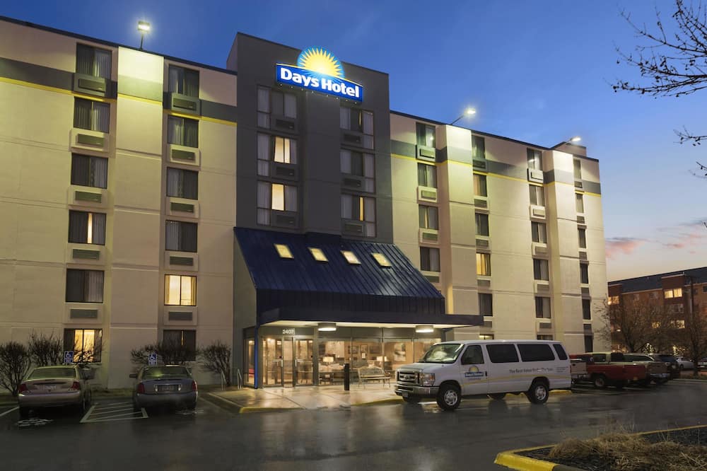 Days Hotel by Wyndham University Ave SE