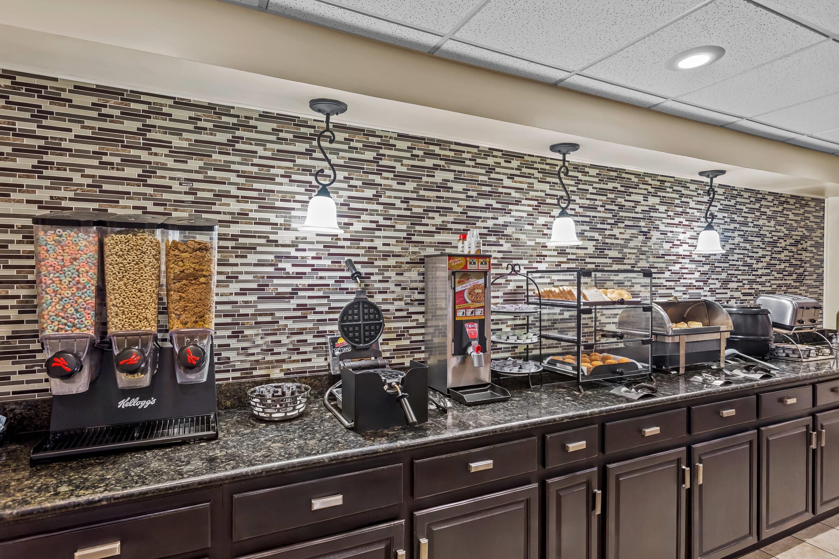 含每日全套早餐