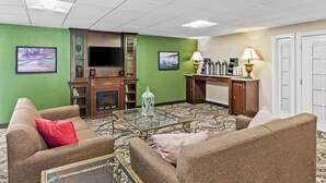 Lobby - Rodeway Inn (Barboursville)
