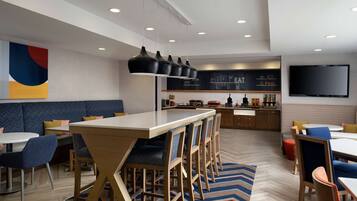 Tägliches inbegriffenes großes Frühstück