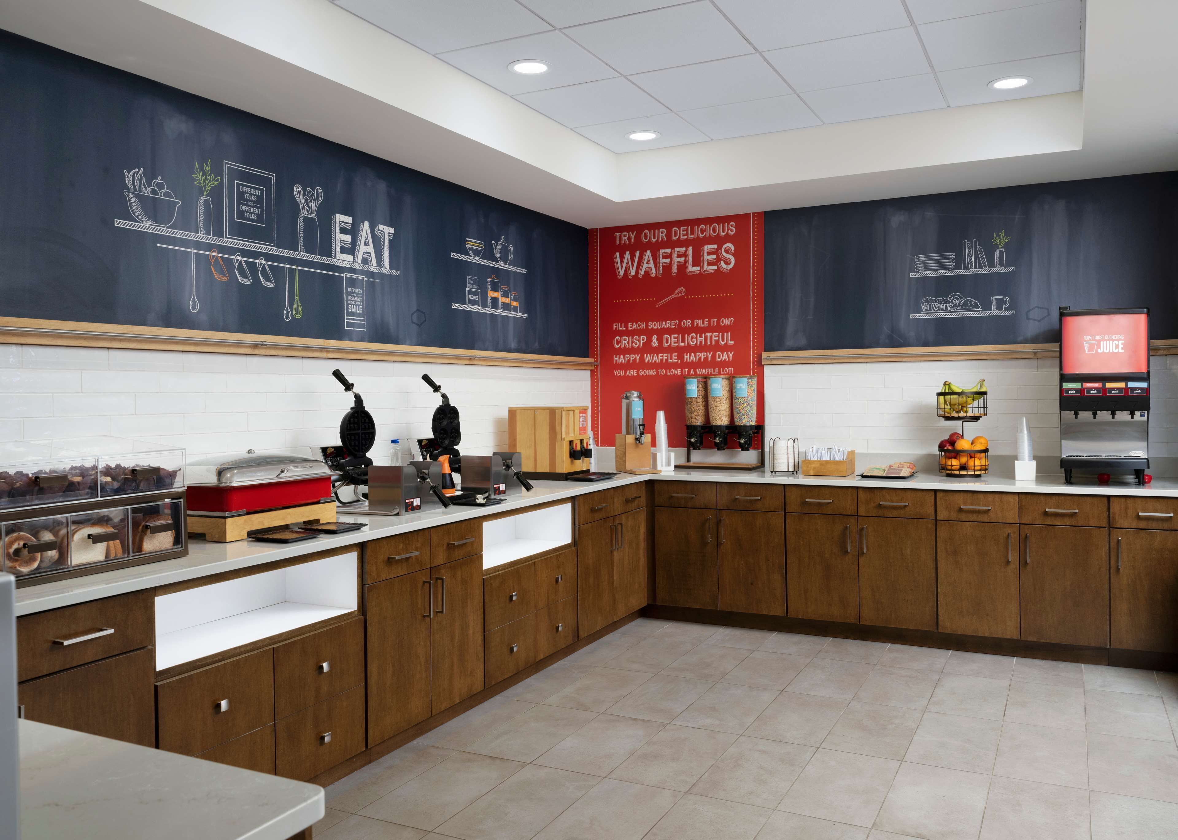 free daily full breakfast