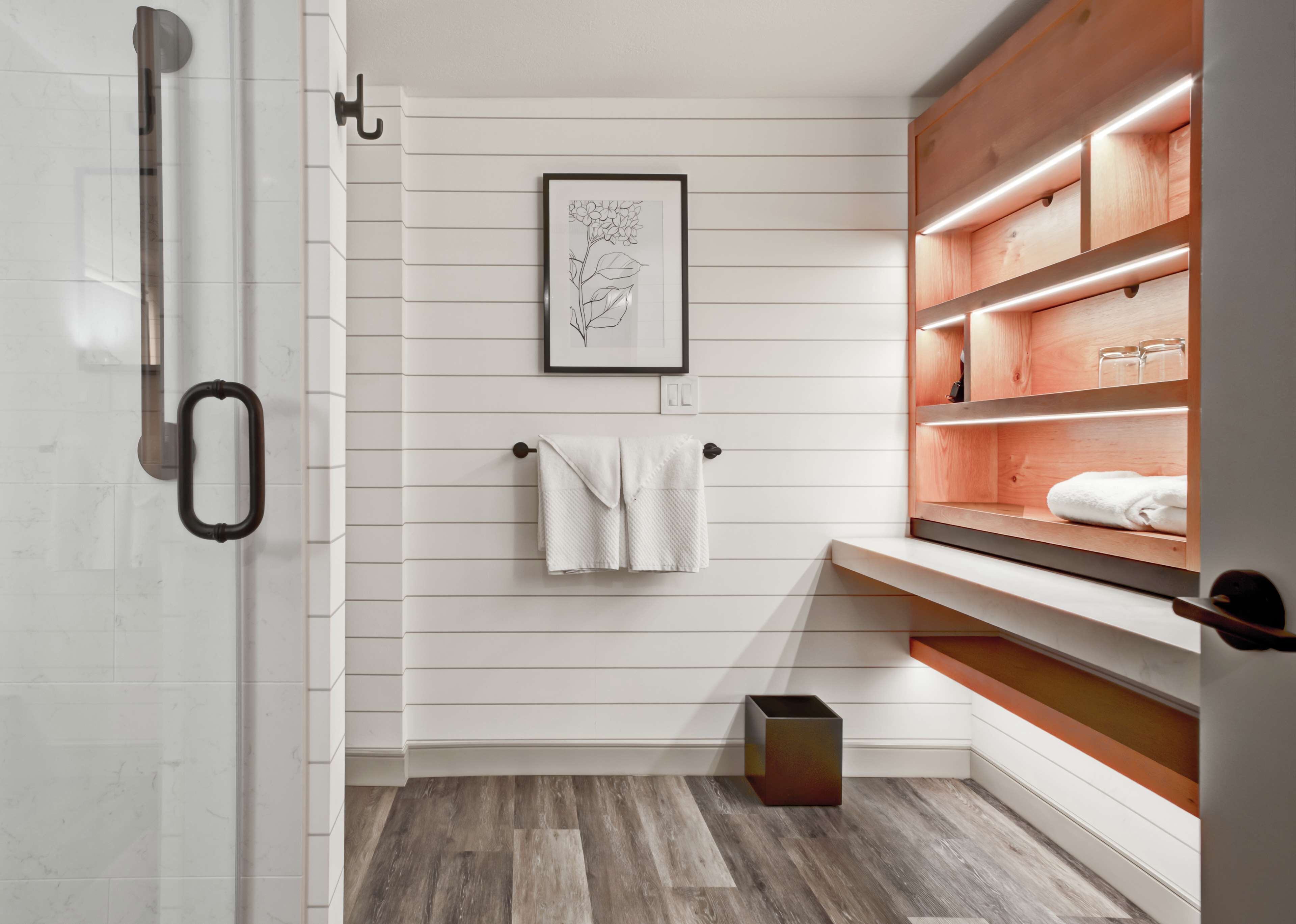 junior suite, 1 king bed, balcony | bathroom shower