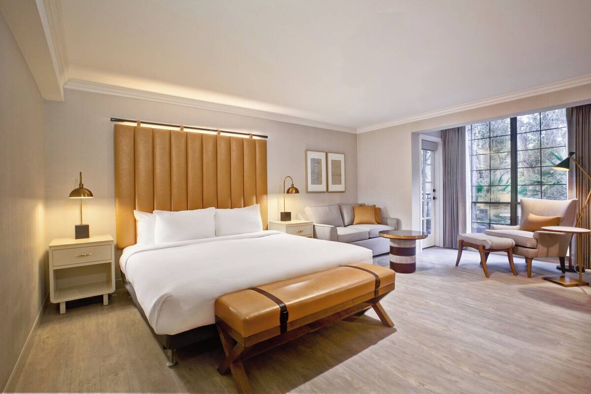 Premium bedding, pillowtop beds, in-room safe, desk
