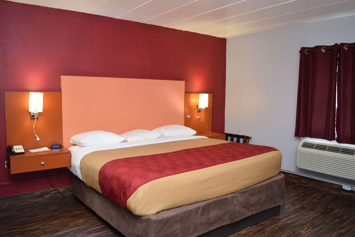 Système dâinsonorisation, fer et planche Ă repasser