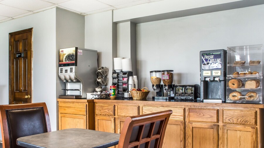 Econo Lodge Brockport