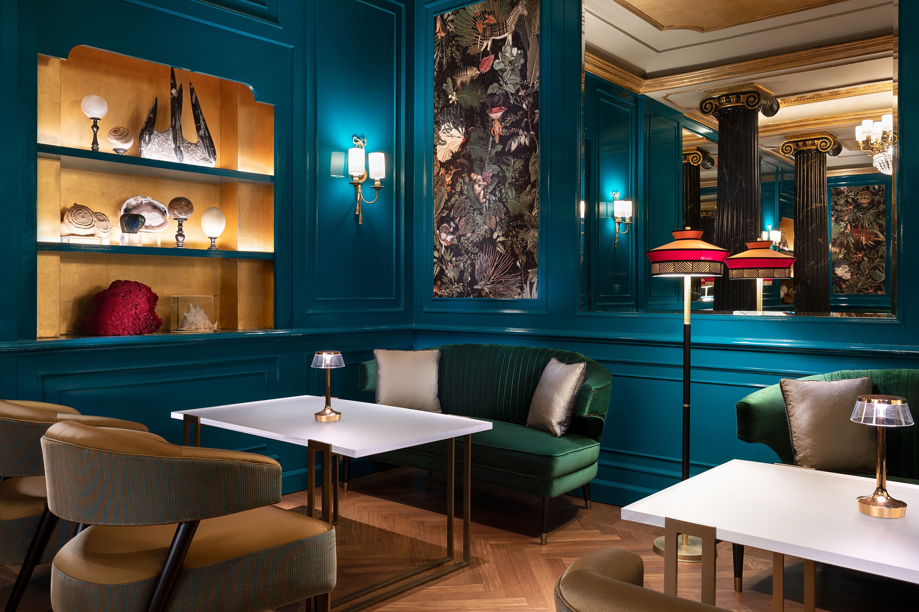 serves lunch and brunch