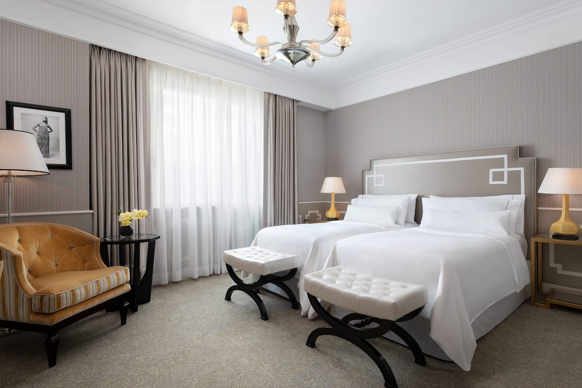 Deluxe Room, 2 Twin Beds, Non Smoking | Premium bedding, down comforters, minibar, in-room safe
