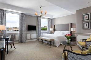 Deluxe Suite, 1 Bedroom, Non Smoking | Premium bedding, down comforters, minibar, in-room safe
