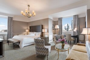 Grand Room, 1 King Bed, Non Smoking (Deluxe Contemporary) | Premium bedding, down comforters, minibar, in-room safe
