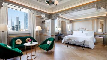 Phòng Suite Deluxe, 1 phòng ngủ | 1 phòng ngủ, bộ đồ giường cao cấp, chăn bông, minibar