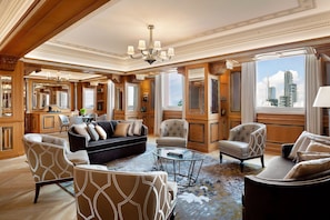 Suite, 1 Bedroom, Non Smoking (Diplomatic, steam bath)