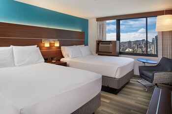 Desk, iron/ironing board, free WiFi, bed sheets at Holiday Inn Express Waikiki, an IHG Hotel