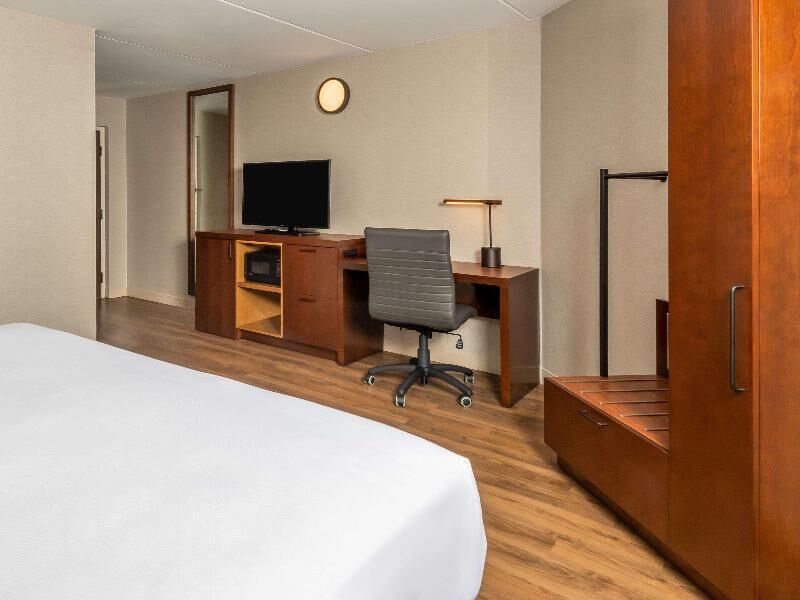 Ropa de cama de alta calidad y camas con pillow-top 
