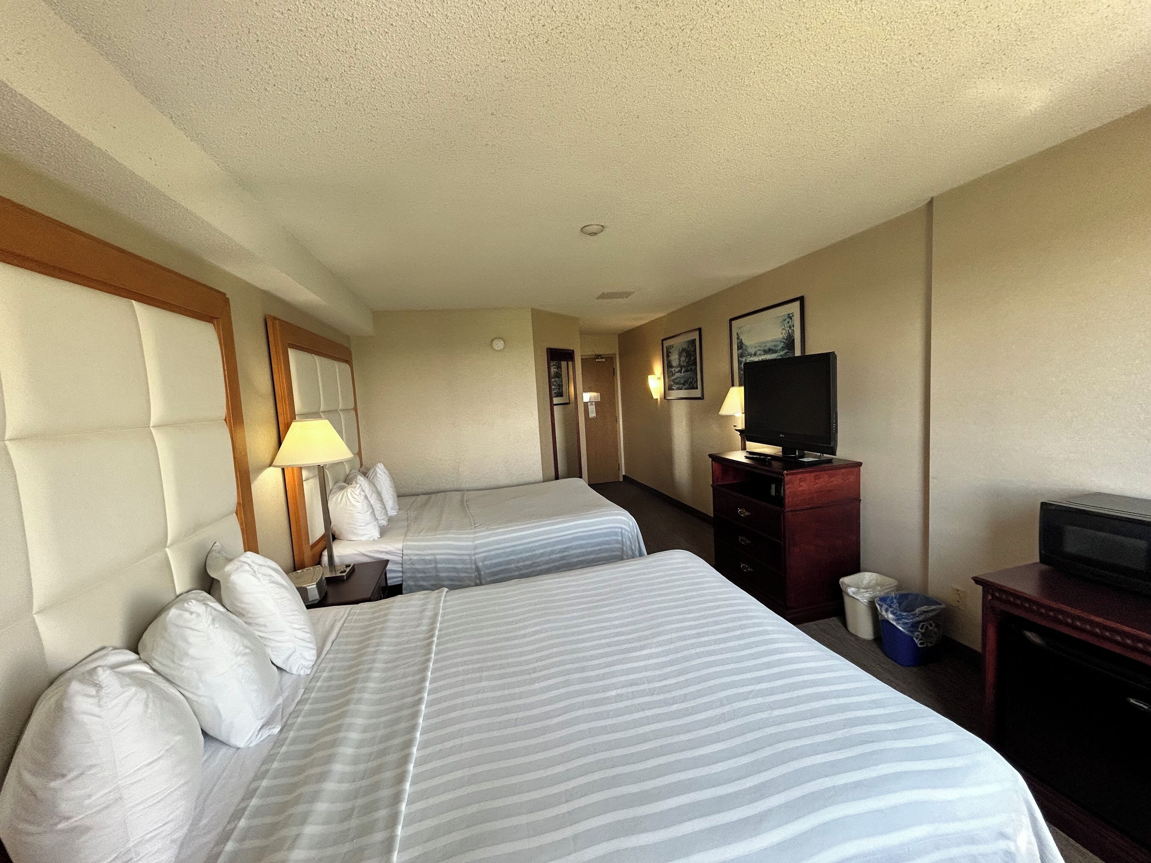 Photo - Travelodge Hotel by Wyndham Vancouver Airport