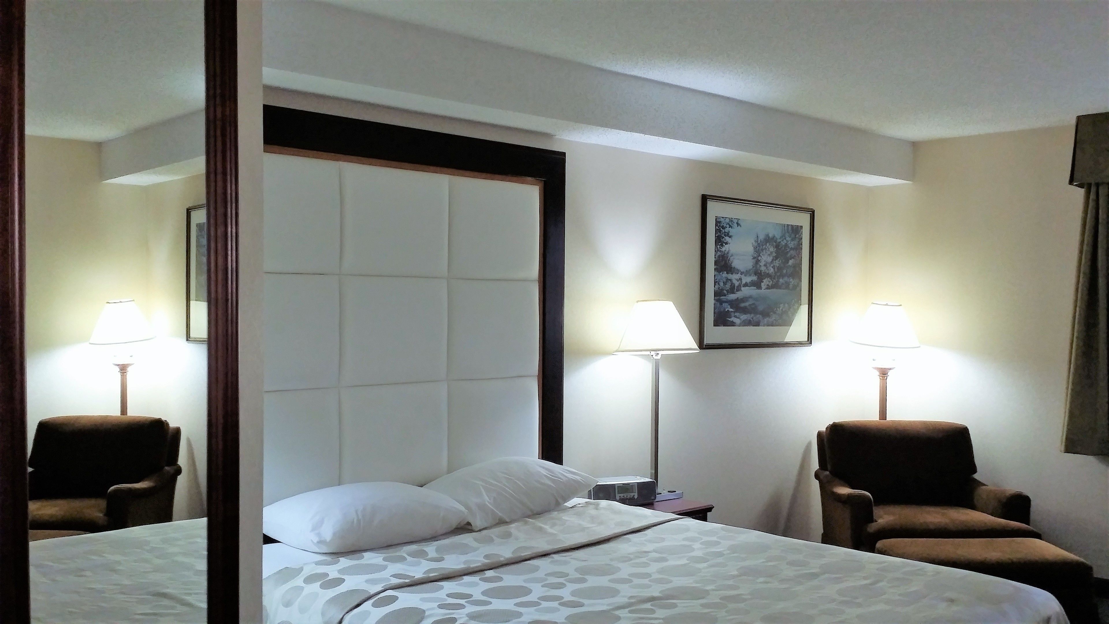 Photo - Travelodge Hotel by Wyndham Vancouver Airport