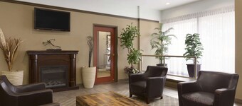 Travelodge by Wyndham Vancouver Airport