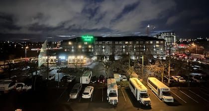 Travelodge by Wyndham Vancouver Airport