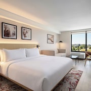 Red Roof Inn PLUS+ Vancouver Airport