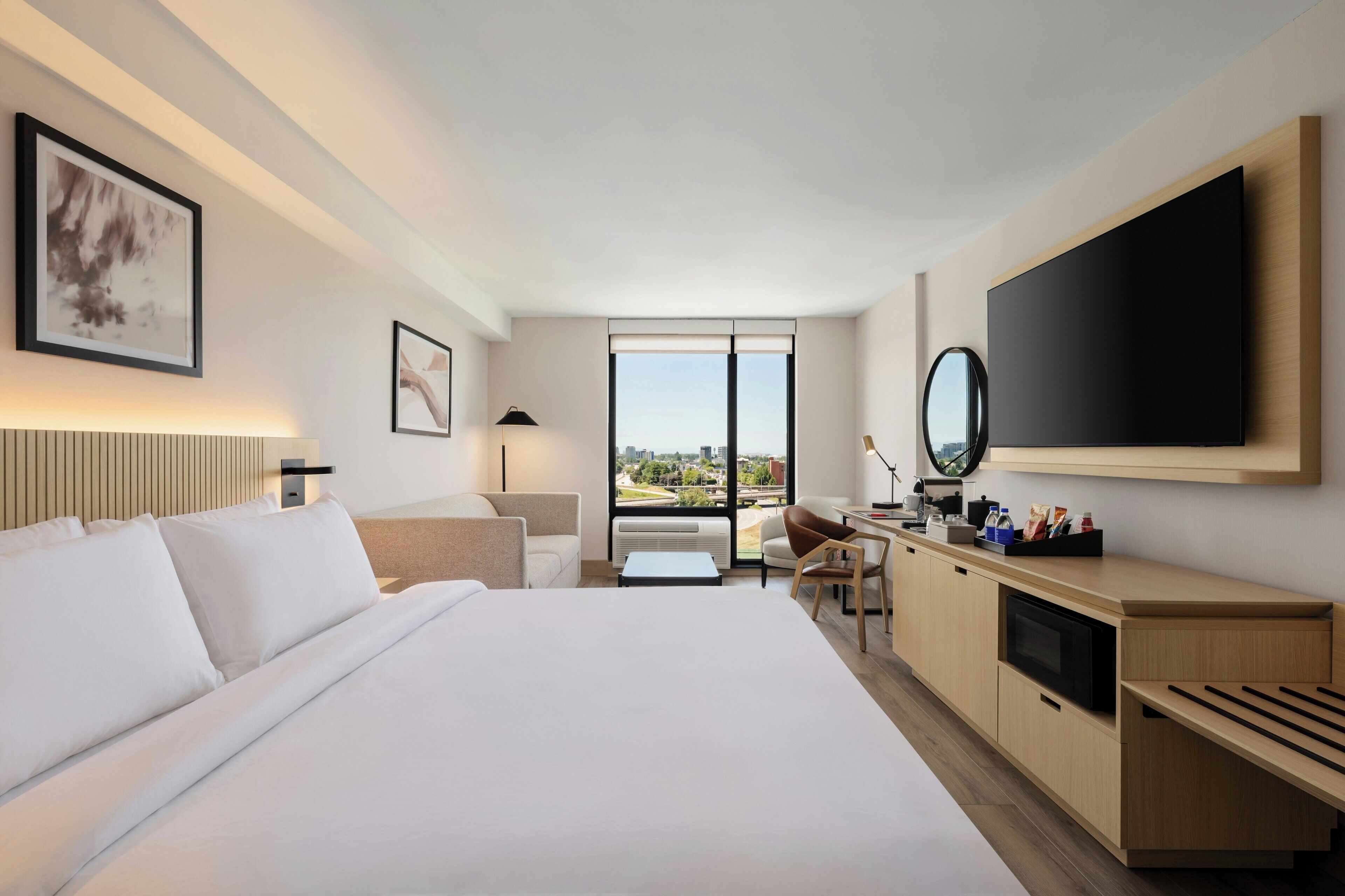 Photo - Red Roof Inn PLUS+ Vancouver Airport