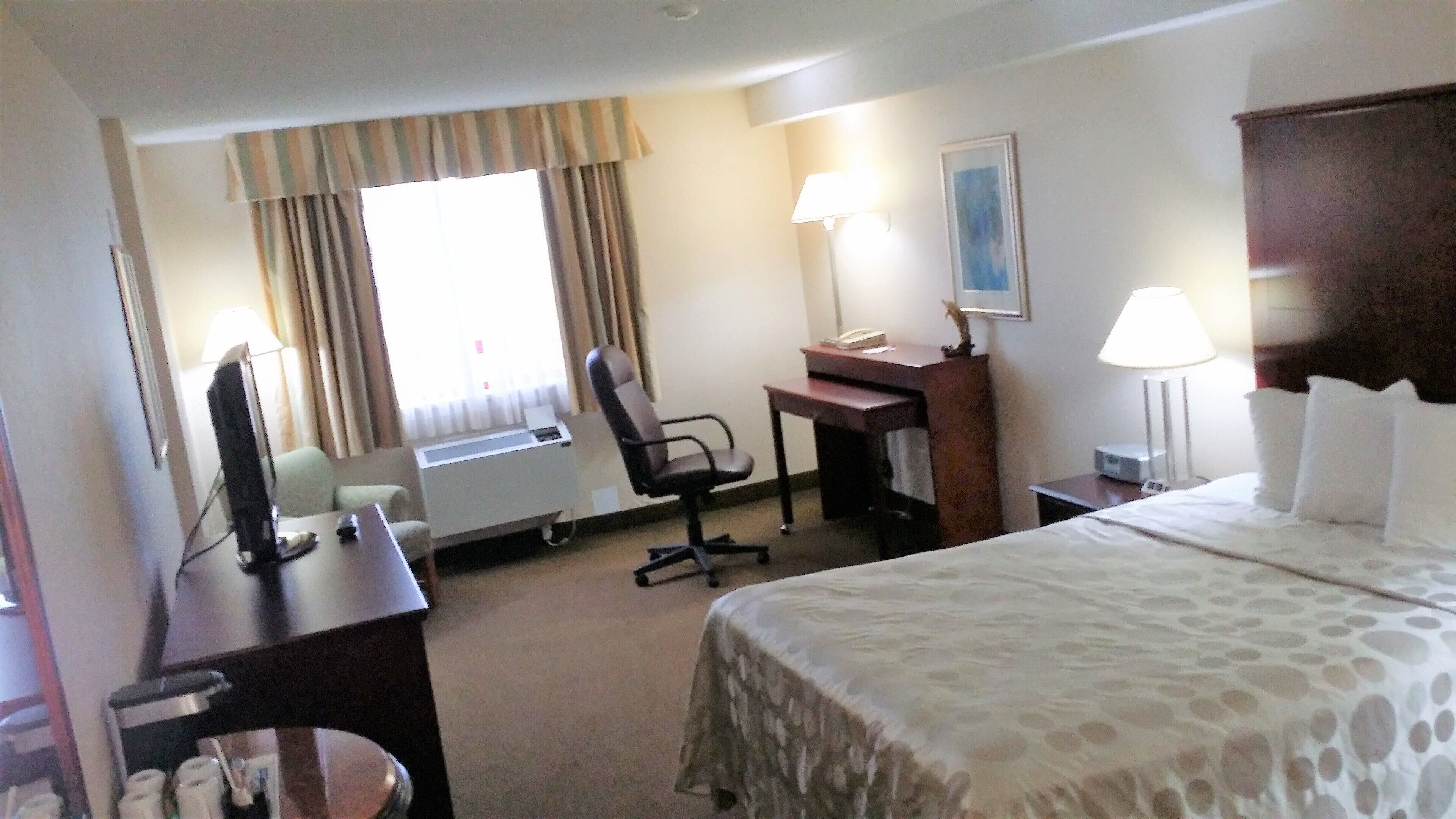 Photo - Travelodge Hotel by Wyndham Vancouver Airport