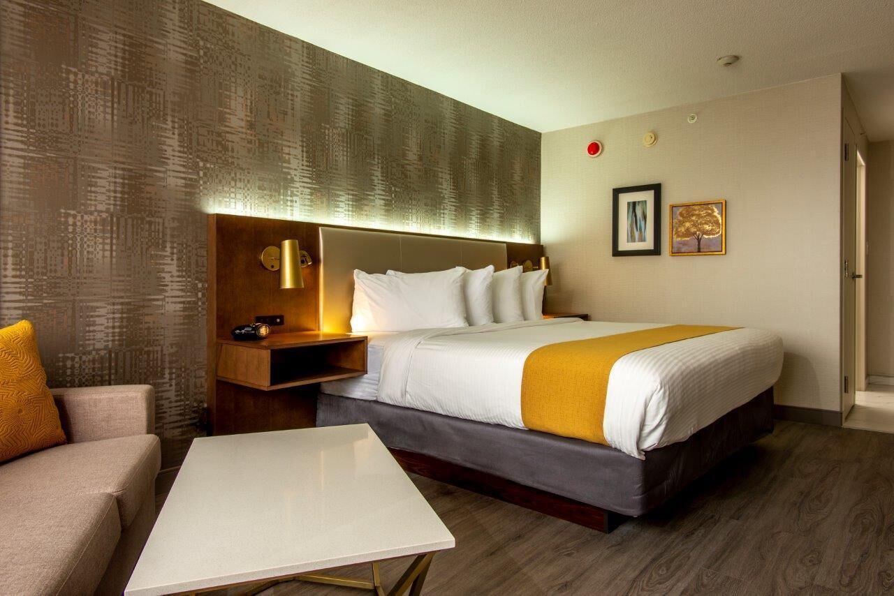 Premium bedding, Select Comfort beds, desk, blackout curtains