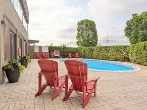 Seasonal outdoor pool