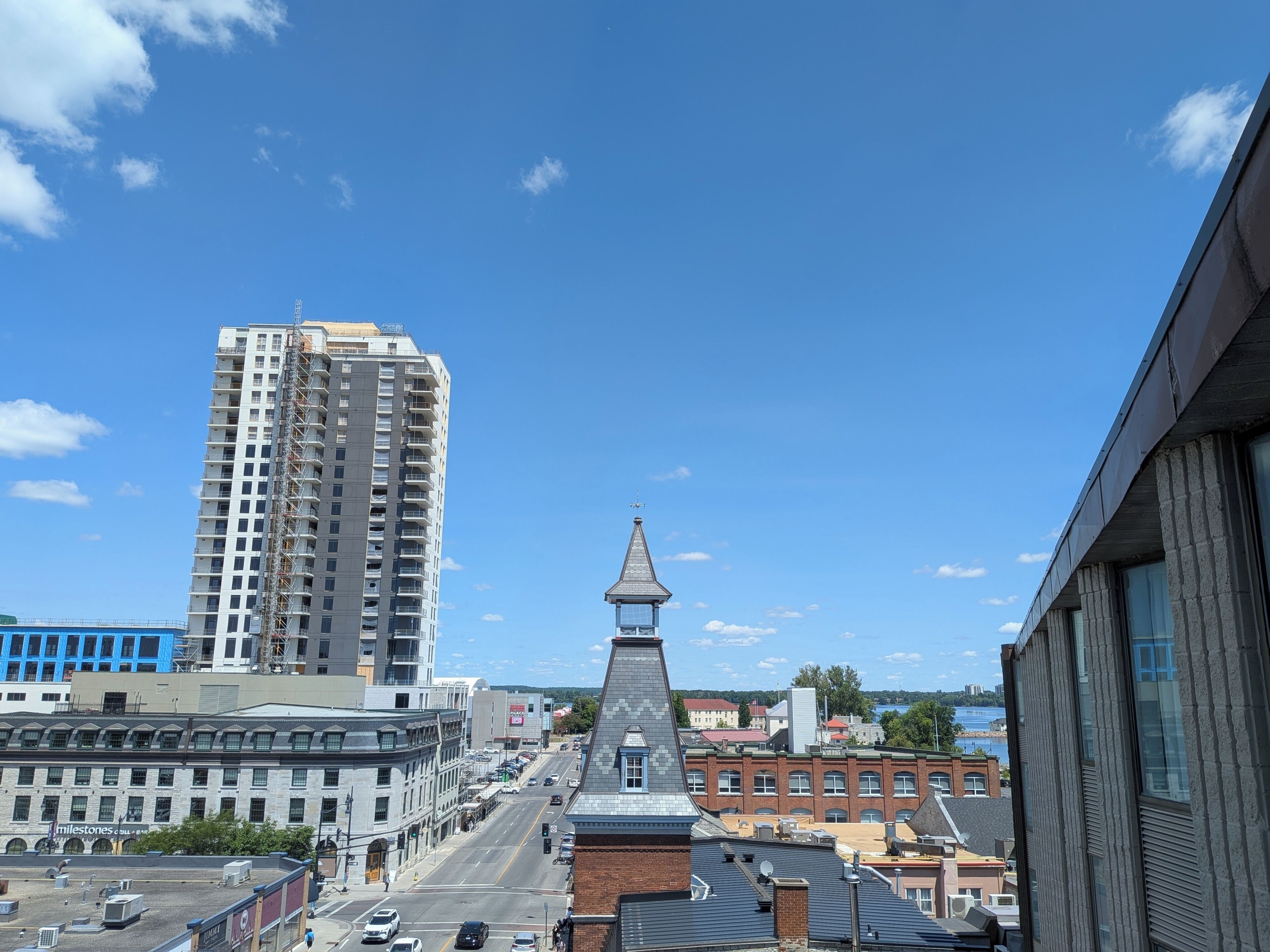 Foto - Confederation Place Hotel