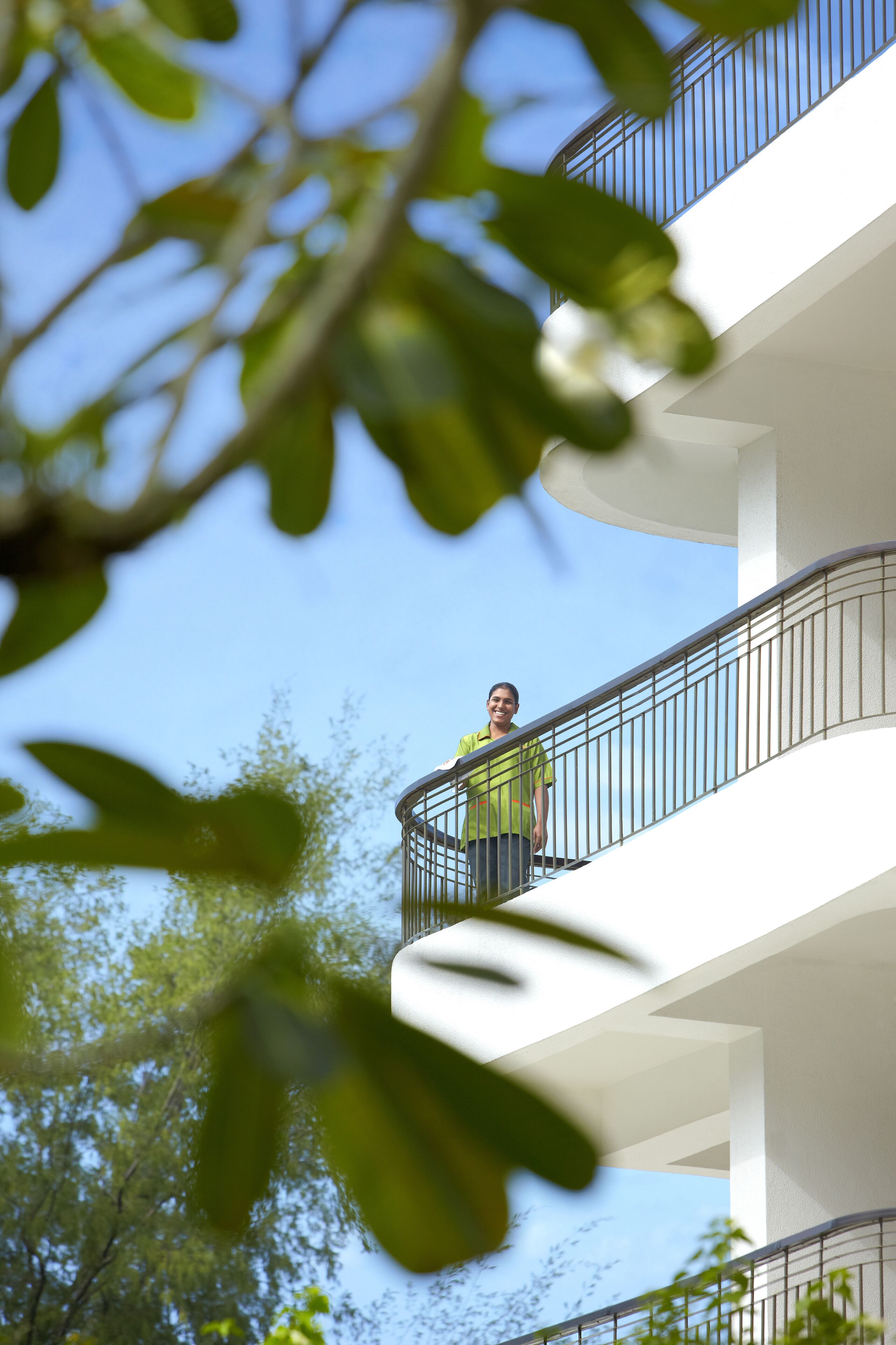 hypo-allergenic bedding, minibar, in-room safe, desk