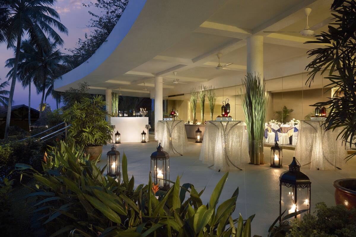 outdoor banquet area