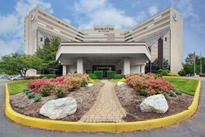 Exterior - DoubleTree by Hilton Hotel Newark Airport (Newark)