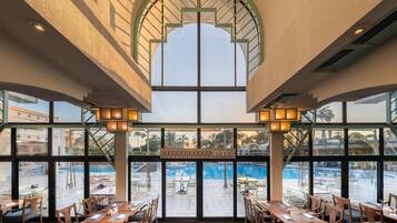 2 restaurants, breakfast, lunch, dinner served; international cuisine