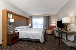 Standard Room, 1 King Bed | Desk, blackout drapes, iron/ironing board, free cribs/infant beds - Holiday Inn Winter Haven by IHG (Winter Haven)